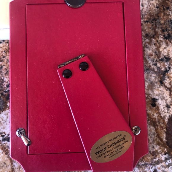 Wolf vintage leather frames for 4x6” photo - Picture 2 of 9